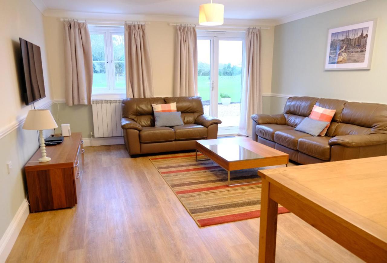 Ellingham Self-Catering Cottages Saint Peter Port エクステリア 写真