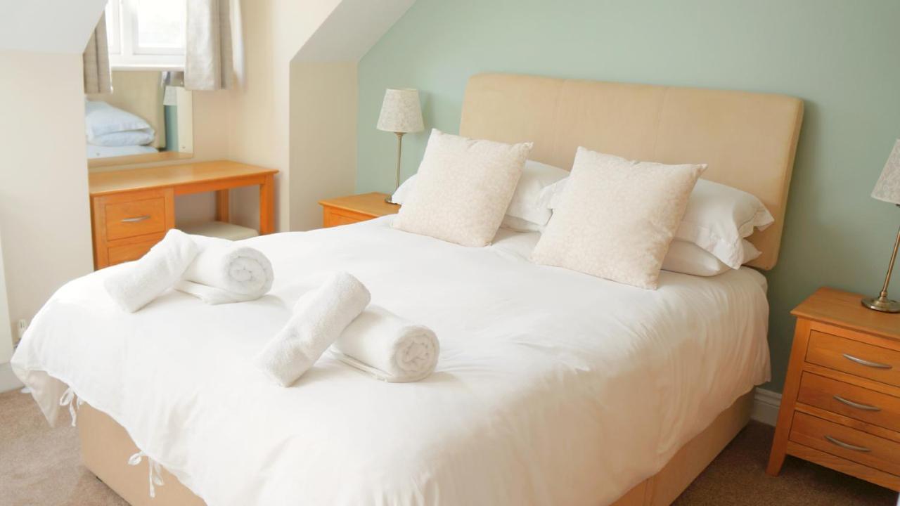 Ellingham Self-Catering Cottages Saint Peter Port エクステリア 写真
