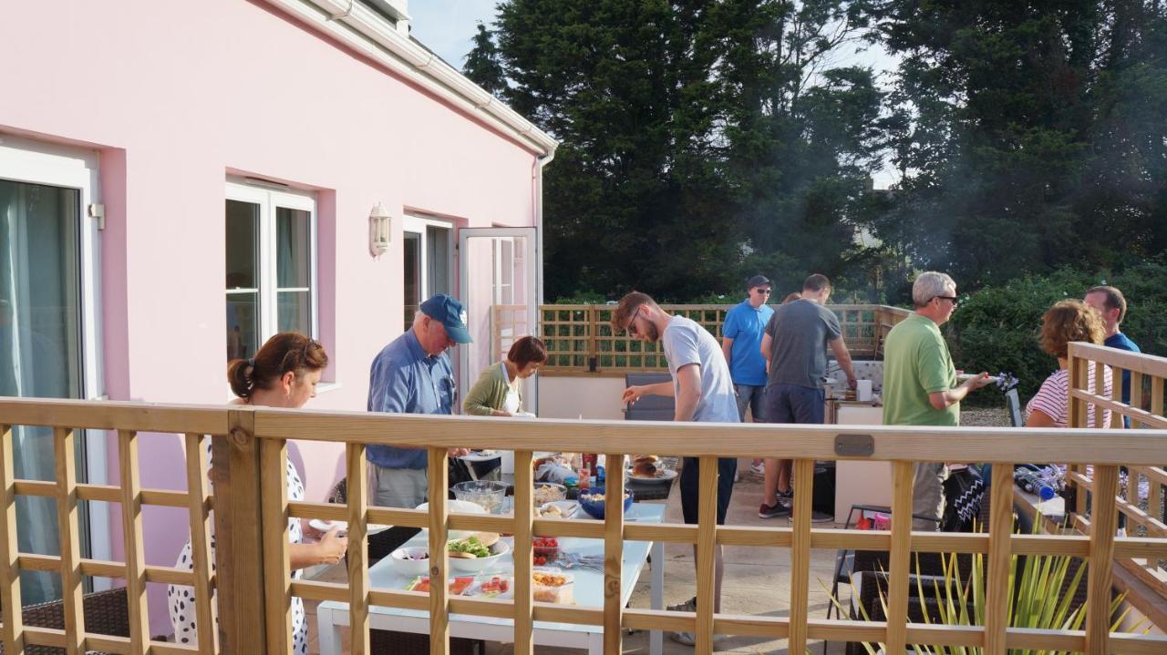 Ellingham Self-Catering Cottages Saint Peter Port エクステリア 写真