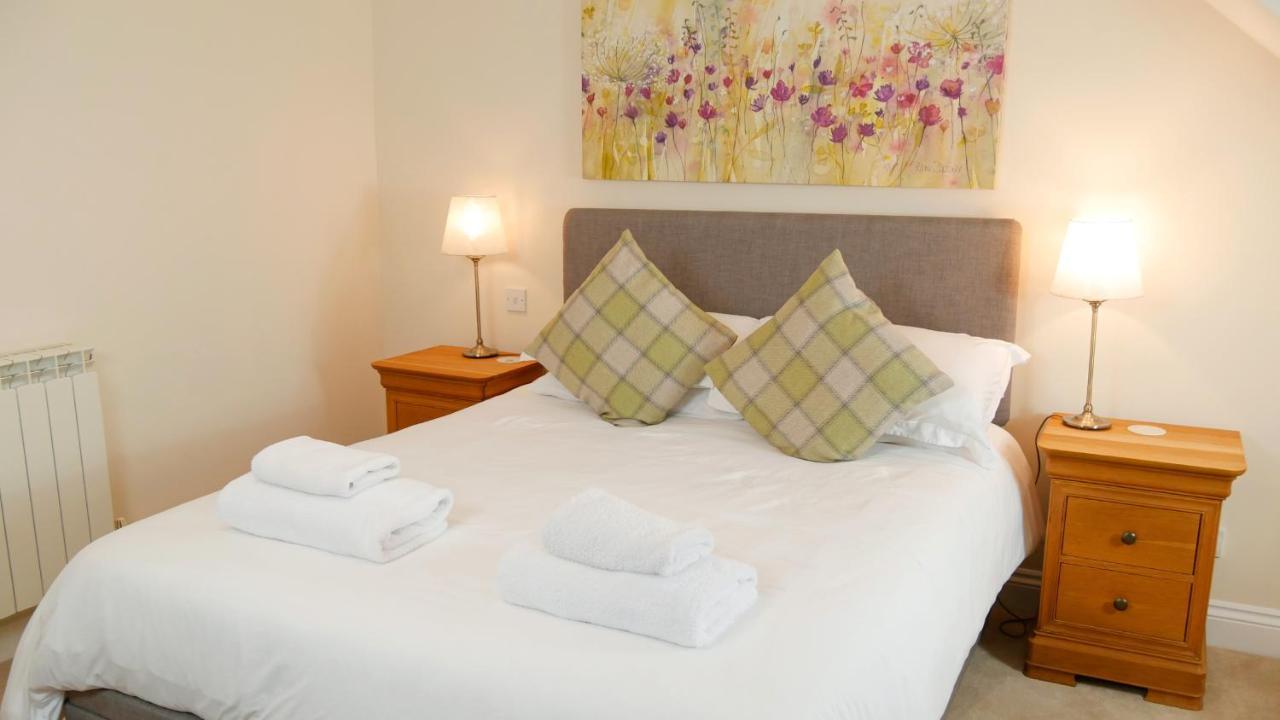 Ellingham Self-Catering Cottages Saint Peter Port エクステリア 写真