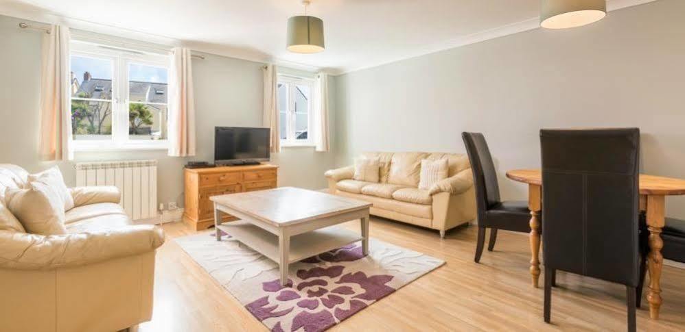 Ellingham Self-Catering Cottages Saint Peter Port エクステリア 写真